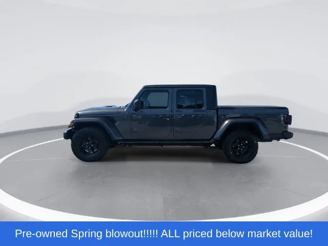 Used 2021 Gray Jeep Sport image 5
