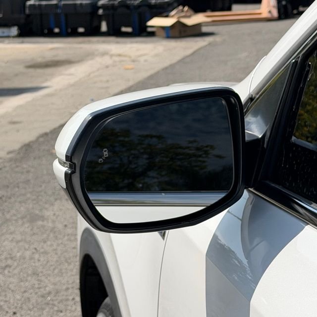 Used 2022 White Honda EX-L image 11
