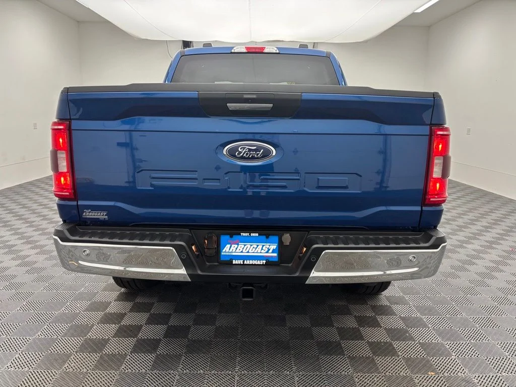 Used 2023 Blue Ford XLT image 9