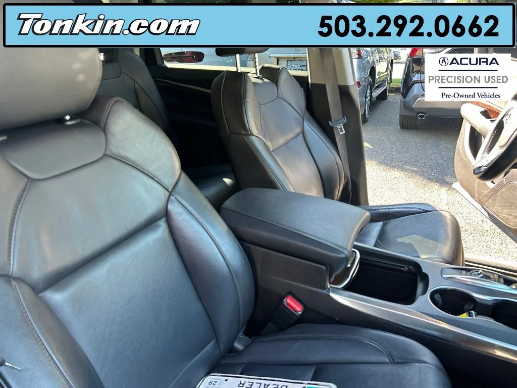 Used 2018 Modern Steel Metallic Acura SH-AWD image 13
