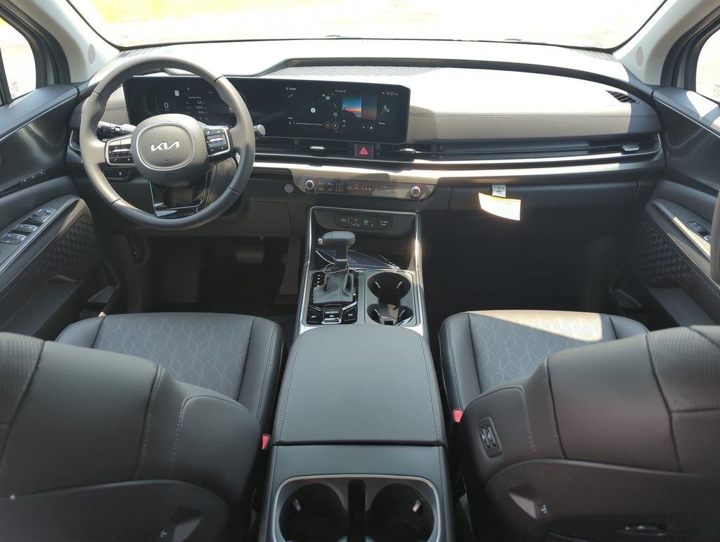 New 2026 Ceramic Silver Kia SX image 15