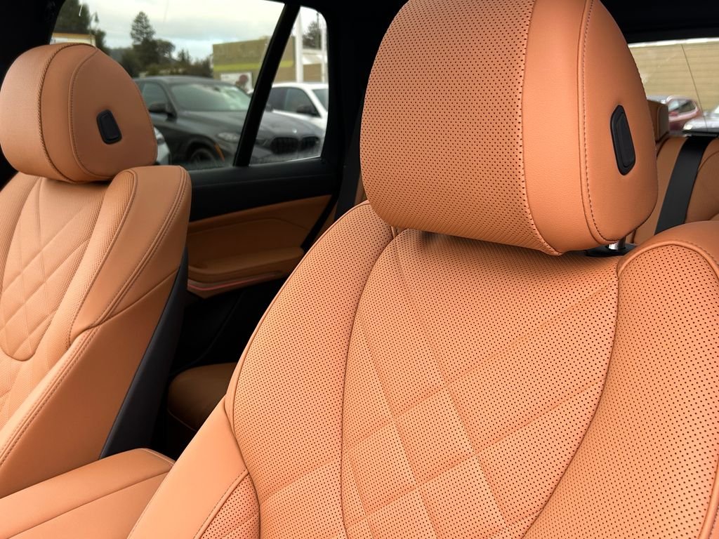 2026 BMW X5 40i - Photo 14