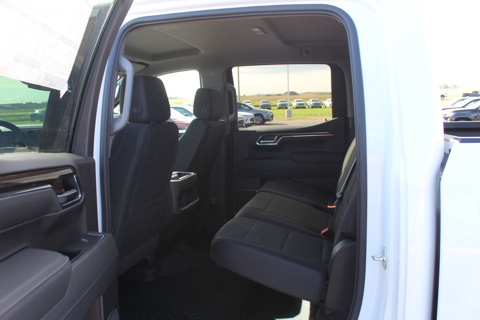 New 2026 Summit White Chevrolet LT Trail Boss image 9
