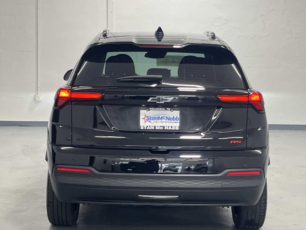 2027 Chevrolet Bolt RS - Photo 7