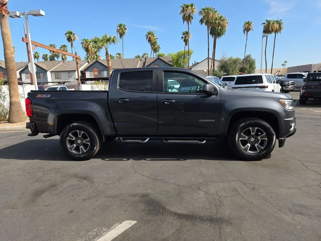 Used 2016 Gray Chevrolet Z71 image 7