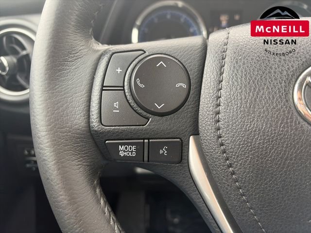 2017 Toyota Corolla SE - Photo 26
