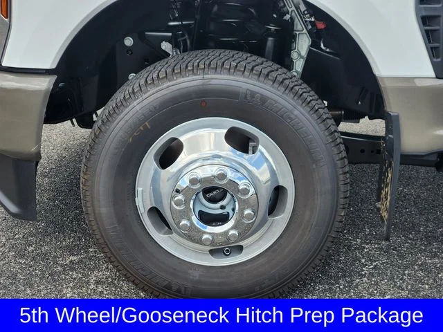 New 2026 Star White Metallic Tri-Coat Ford F-350® King Ranch® image 10