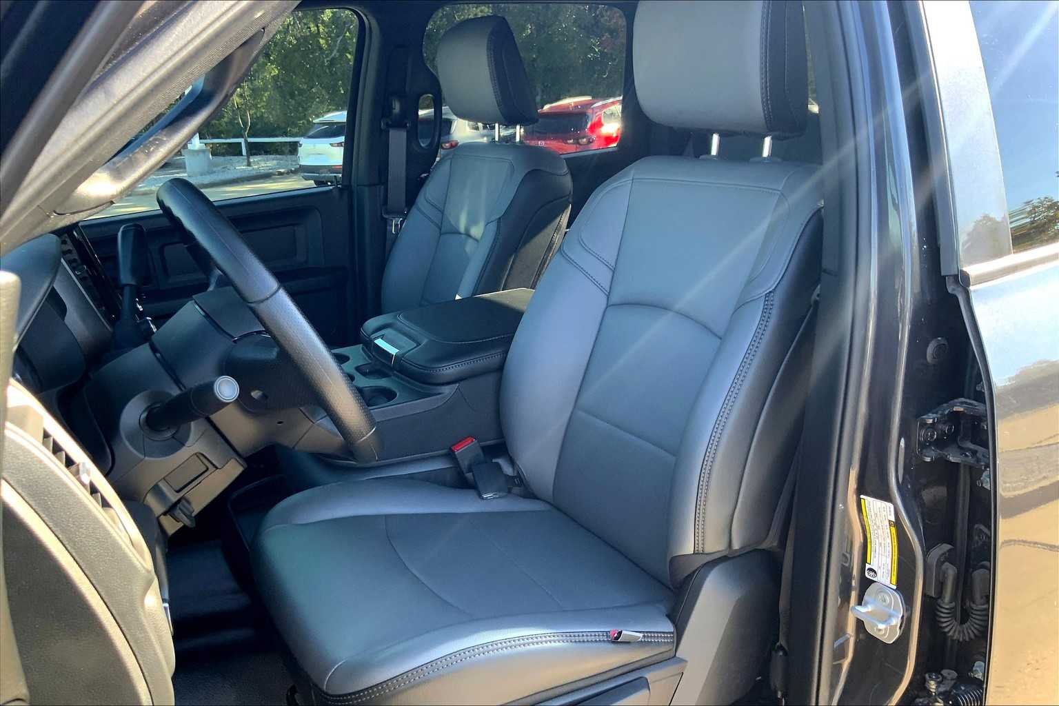 2026 RAM 2500 Tradesman - Photo 9