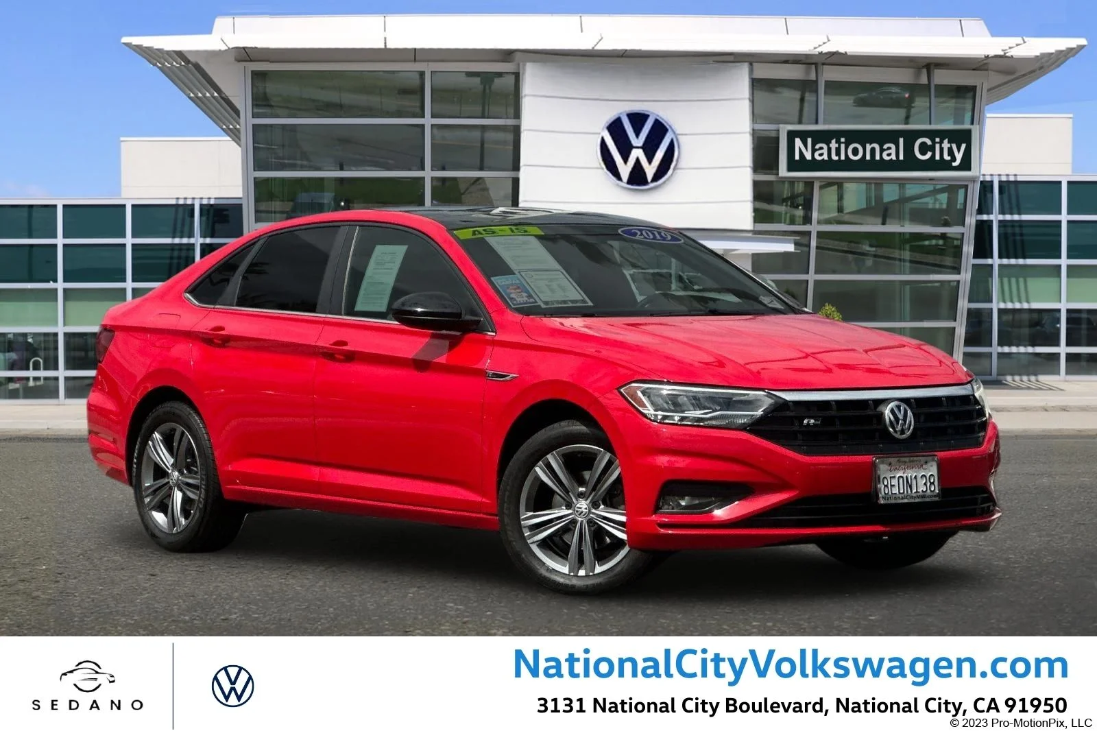 Used 2019 Red Volkswagen R-Line image 1