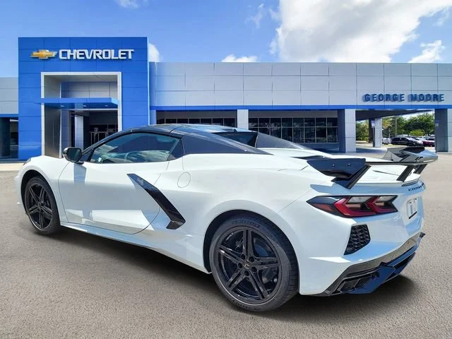 New 2026 Arctic White Chevrolet 2LT image 3