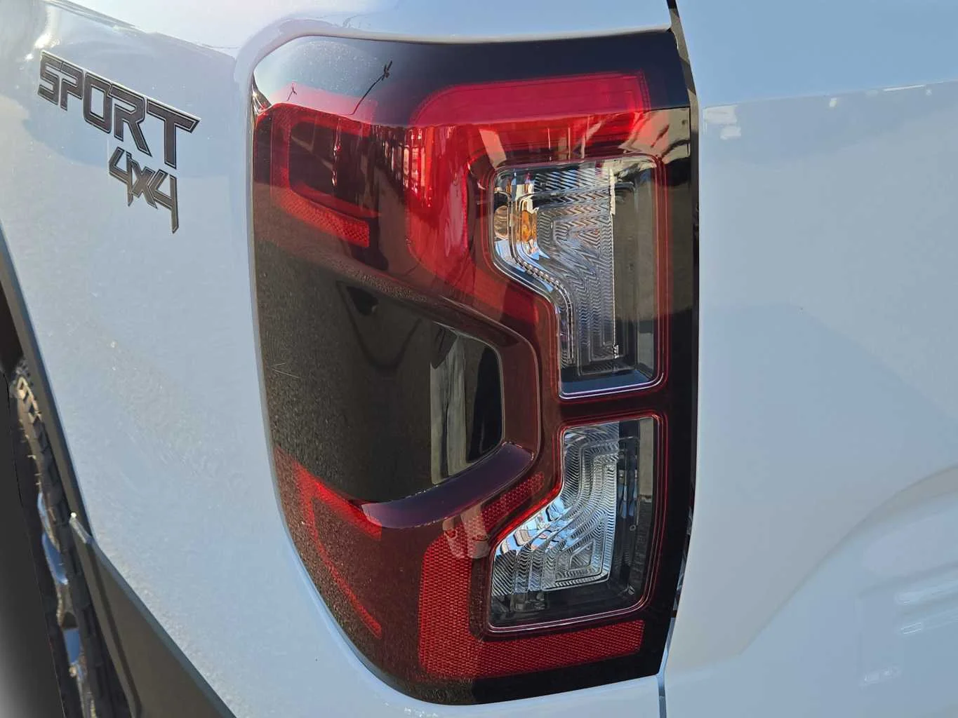 New 2026 Oxford White Ford XLT image 16