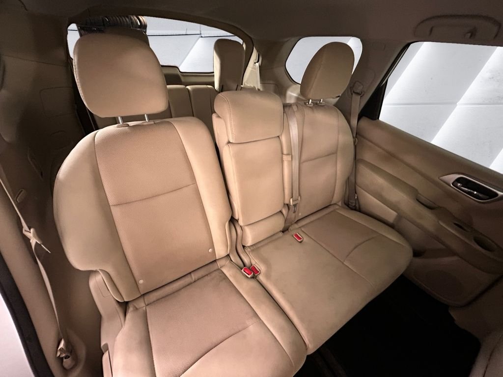 Used 2017 White Nissan S image 16