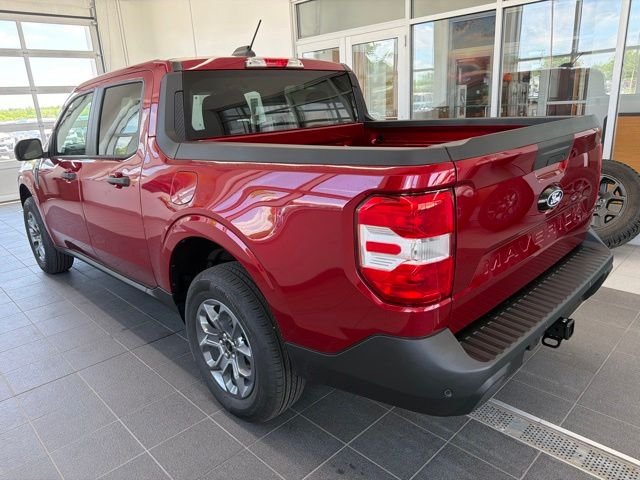 New 2026 Ruby Red Metallic Tinted Clearcoat Ford XLT image 5