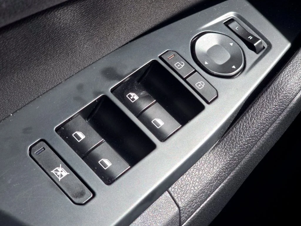 New 2026 Gray Kia S image 26