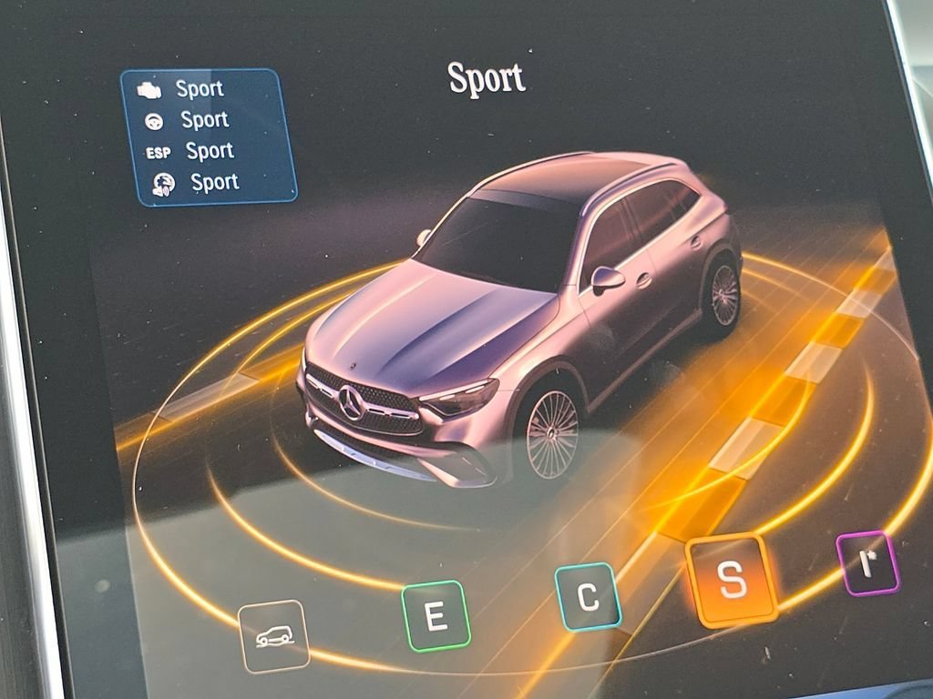 New 2026 Starling Blue Metallic Mercedes-Benz GLC 300 image 72