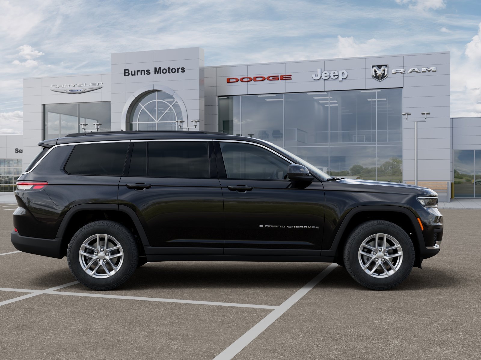 New 2026 Diamond Black Crystal Pearl-Coat Exterior Paint Jeep Laredo image 47