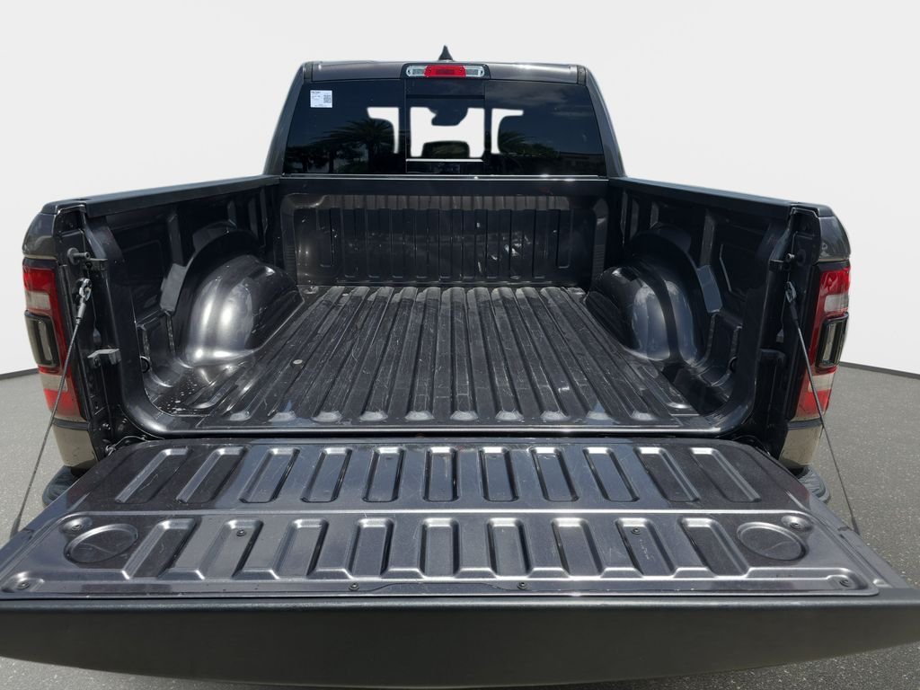 Used 2023 Granite Crystal Metallic Clearcoat Ram Laramie image 10