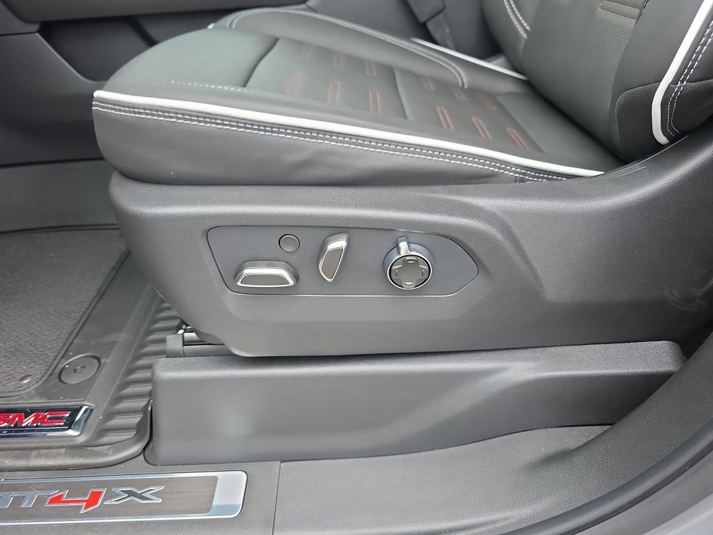 New 2026 Sterling Metallic GMC AT4X image 12