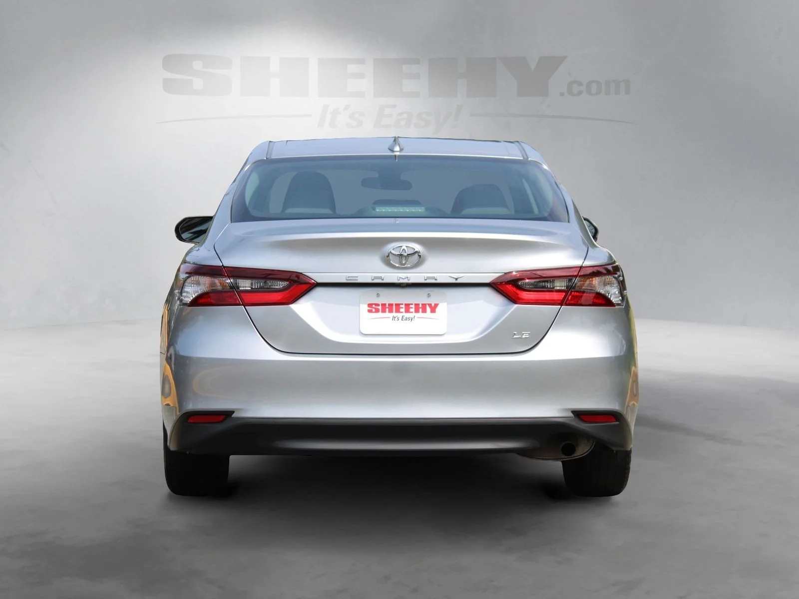 Used 2023 Silver Toyota LE image 13