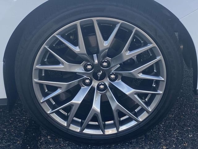 Certified Used 2025 Oxford White Ford EcoBoost Premium image 8