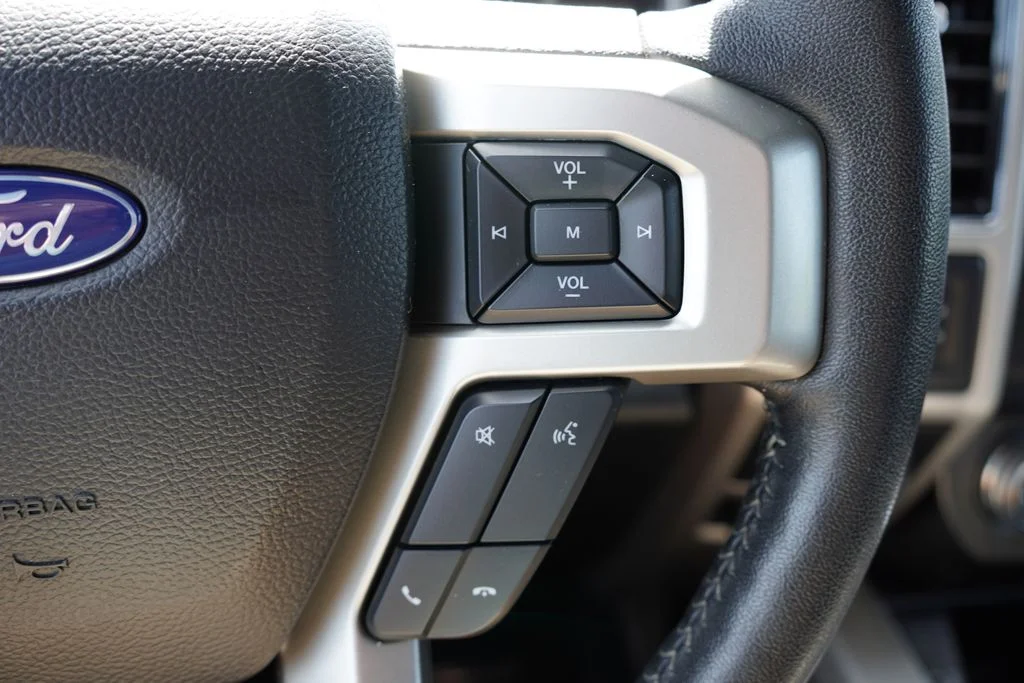 Certified Used 2020 Oxford White Ford Lariat image 36