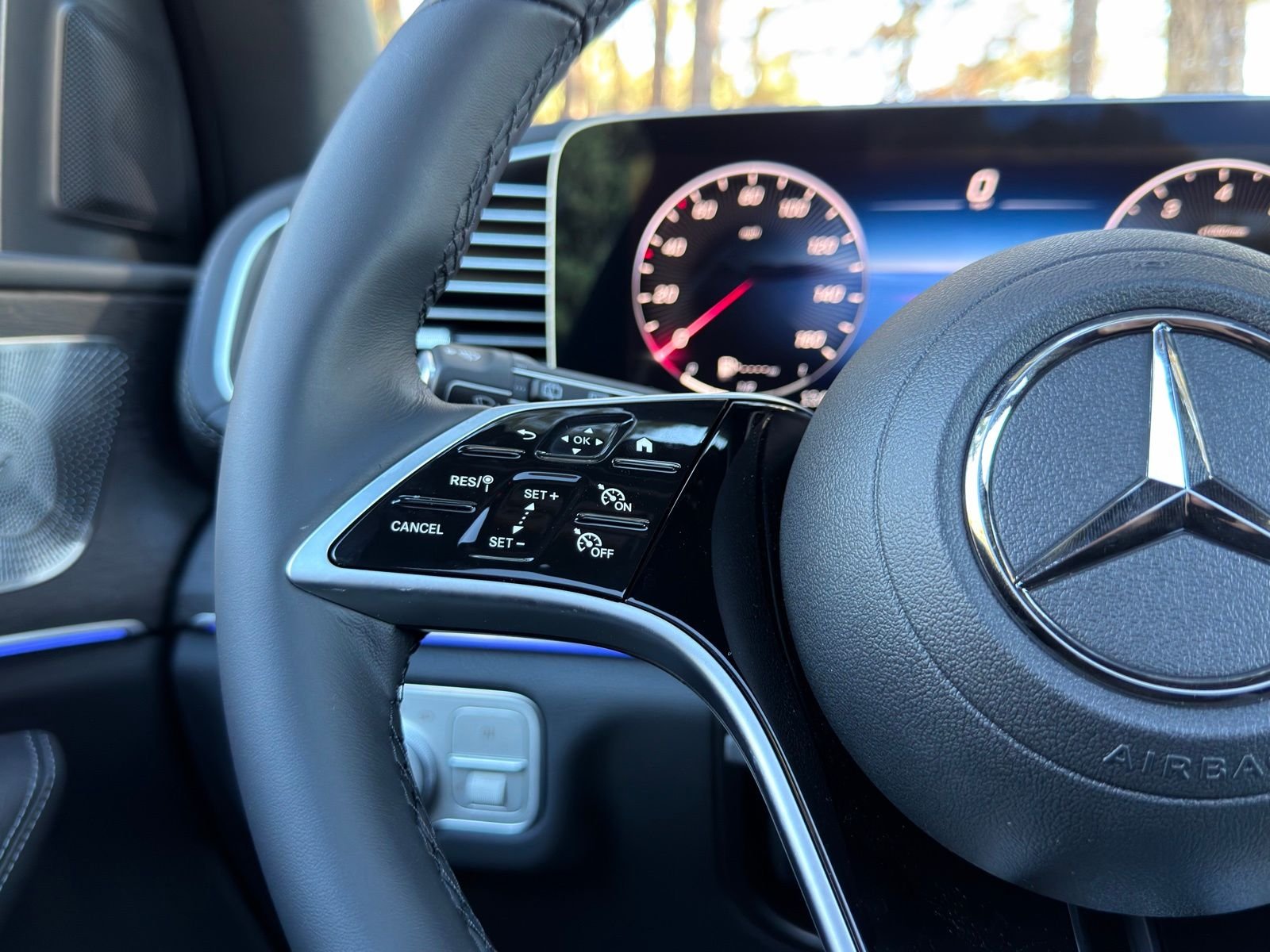 New 2026 Black Mercedes-Benz GLE 350 image 25