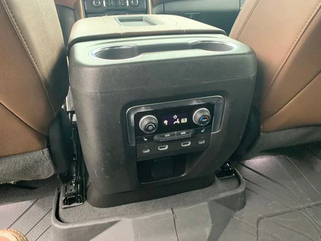 Used 2024 Black Chevrolet High Country image 22