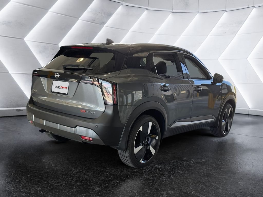 Certified Used 2025 Gray Nissan SR image 4