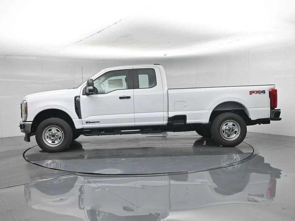 New 2026 White Ford XL image 27