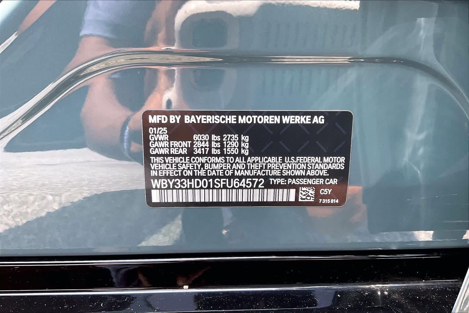 Used 2025 Cape York Green Metallic BMW M50 image 38