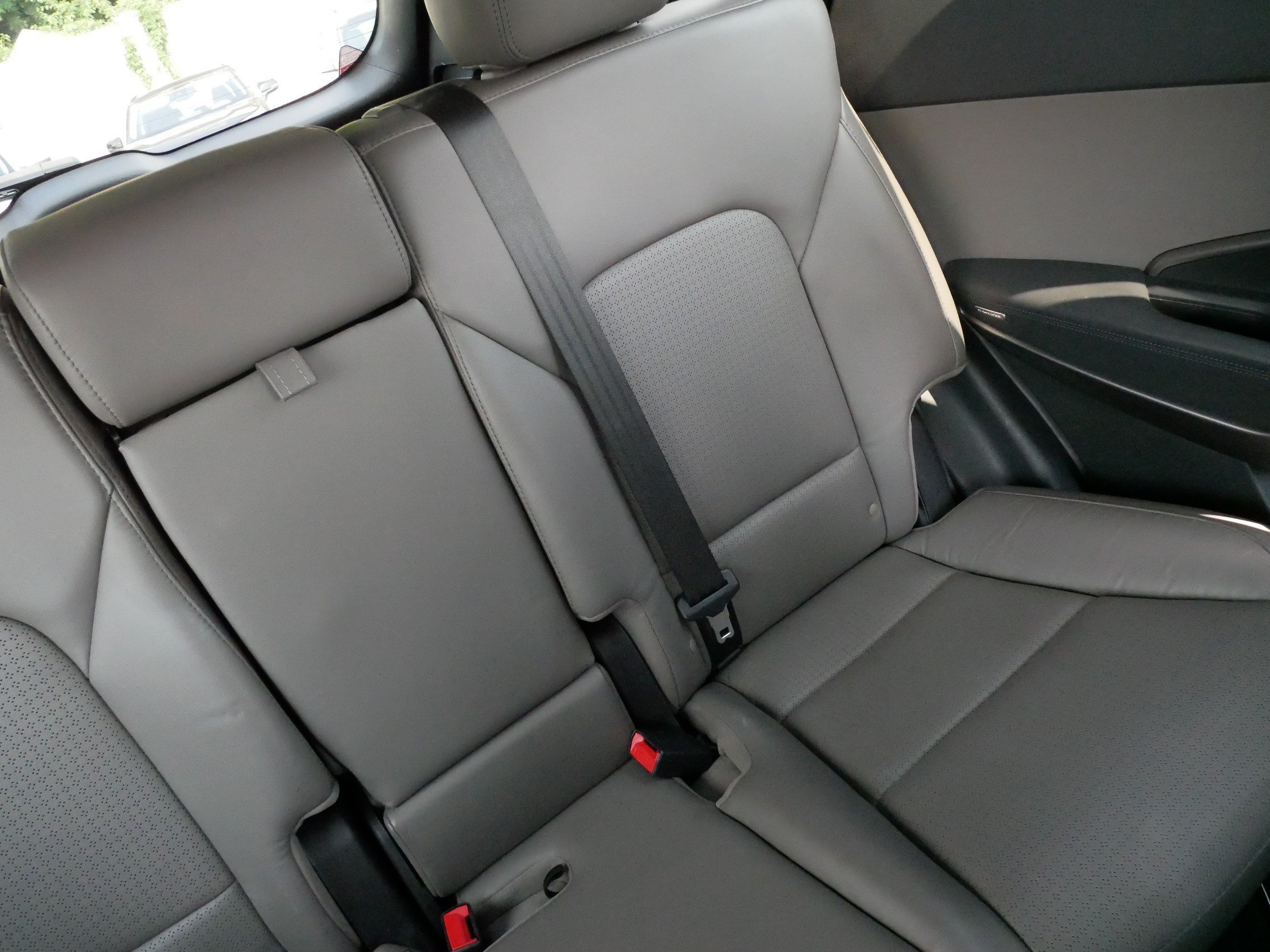 Used 2013 Mineral Gray Hyundai 2.0T Sport image 14
