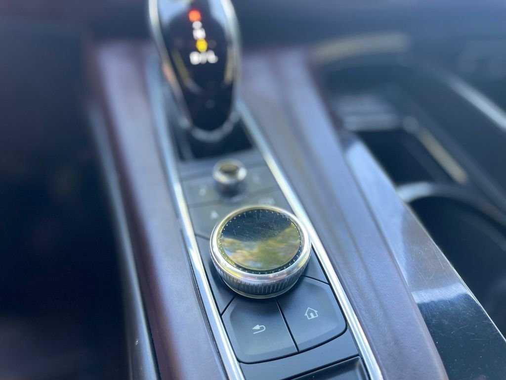 Used 2022 Black Cadillac Sport Platinum image 15