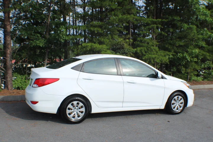 Used 2017 Hyundai Accent SE with VIN KMHCT4AE0HU331828 for sale in Cartersville, GA