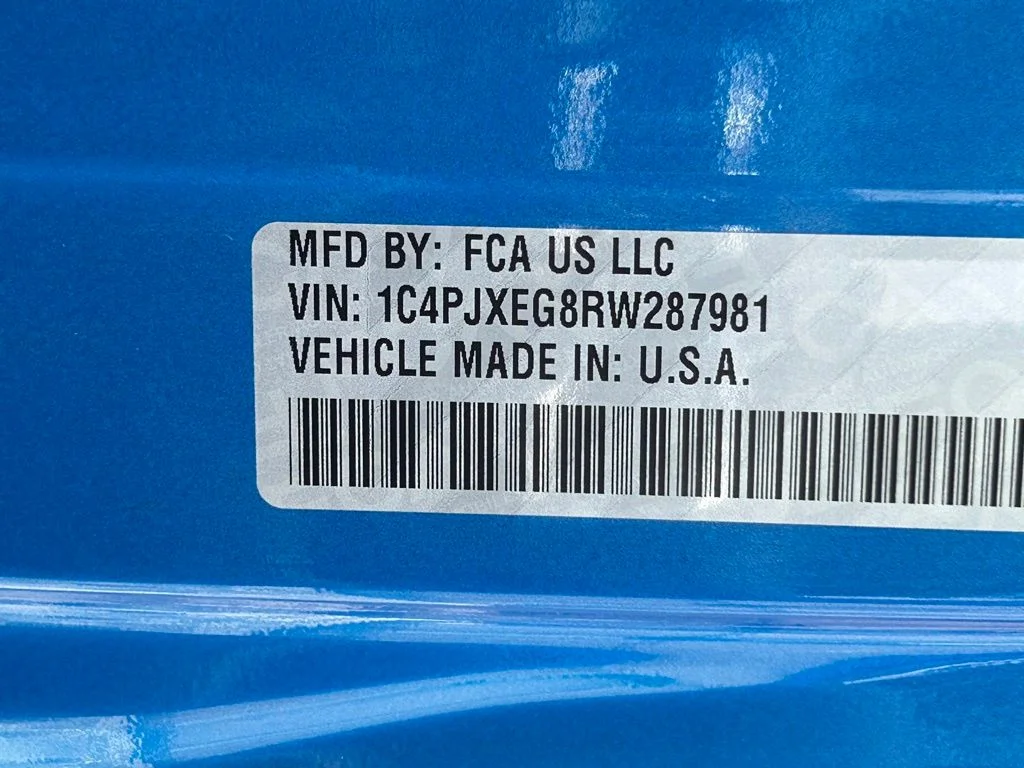 Used 2024 Blue Jeep Sahara image 41