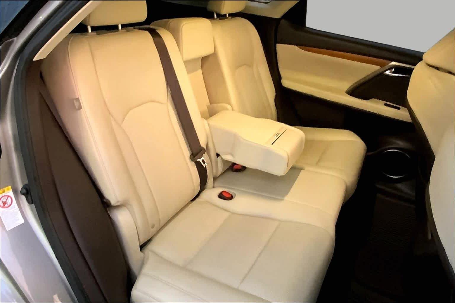 Used 2020 Atomic Silver Lexus  image 19