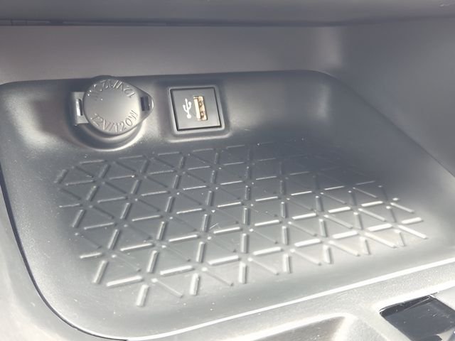 Used 2023  Toyota XLE image 25