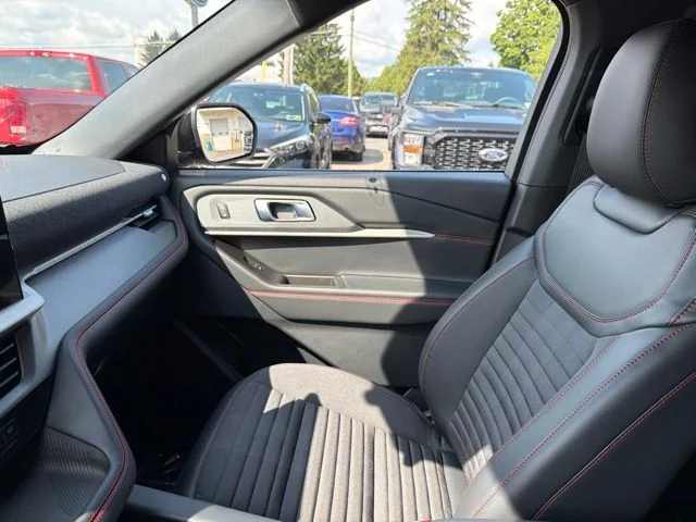 New 2026 Agate Black Metallic Ford ST-Line image 94