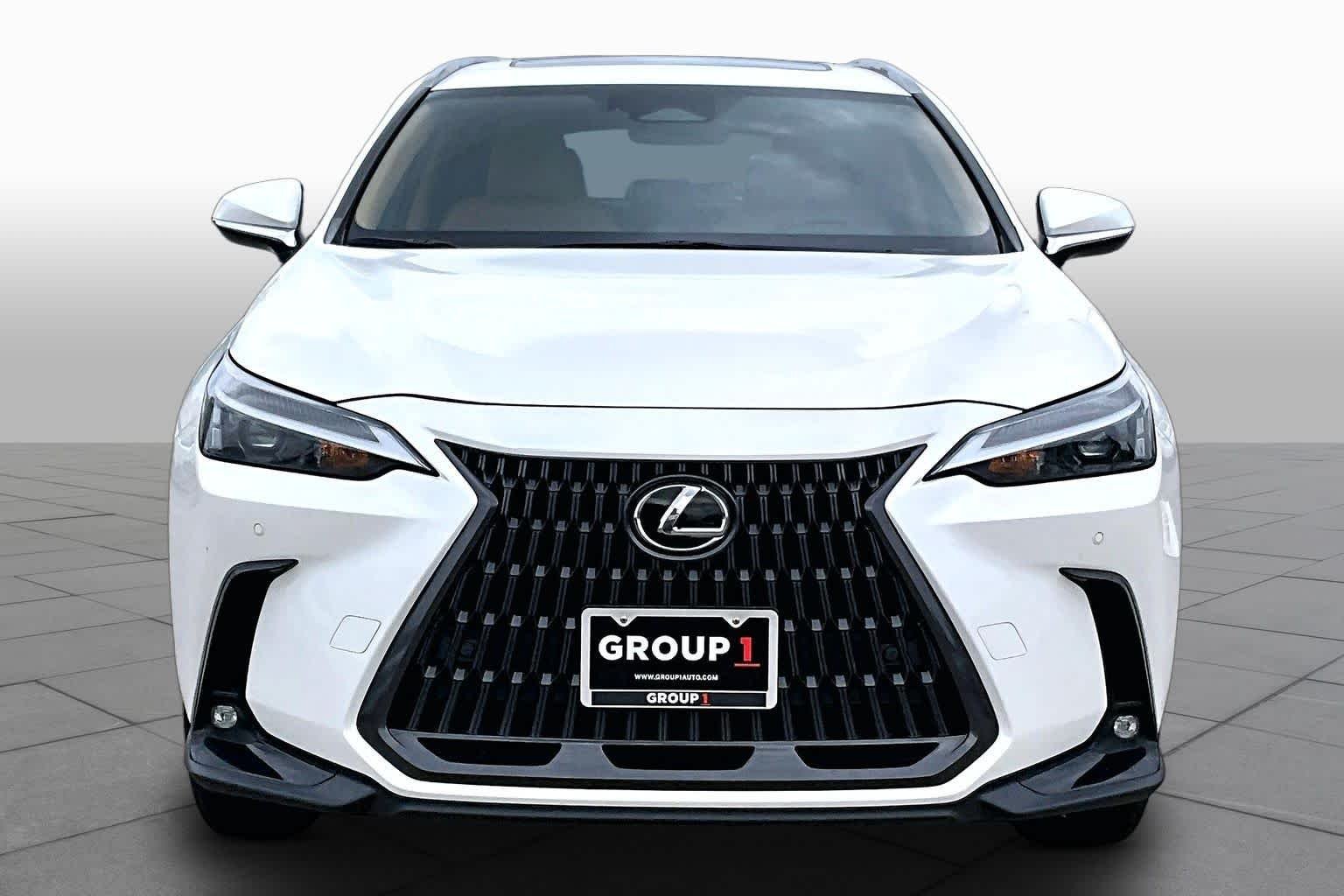 Used 2024 Eminent White Pearl Lexus Premium image 4
