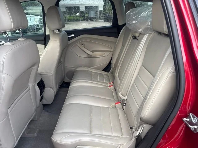 Used 2015 Red Ford Titanium image 10