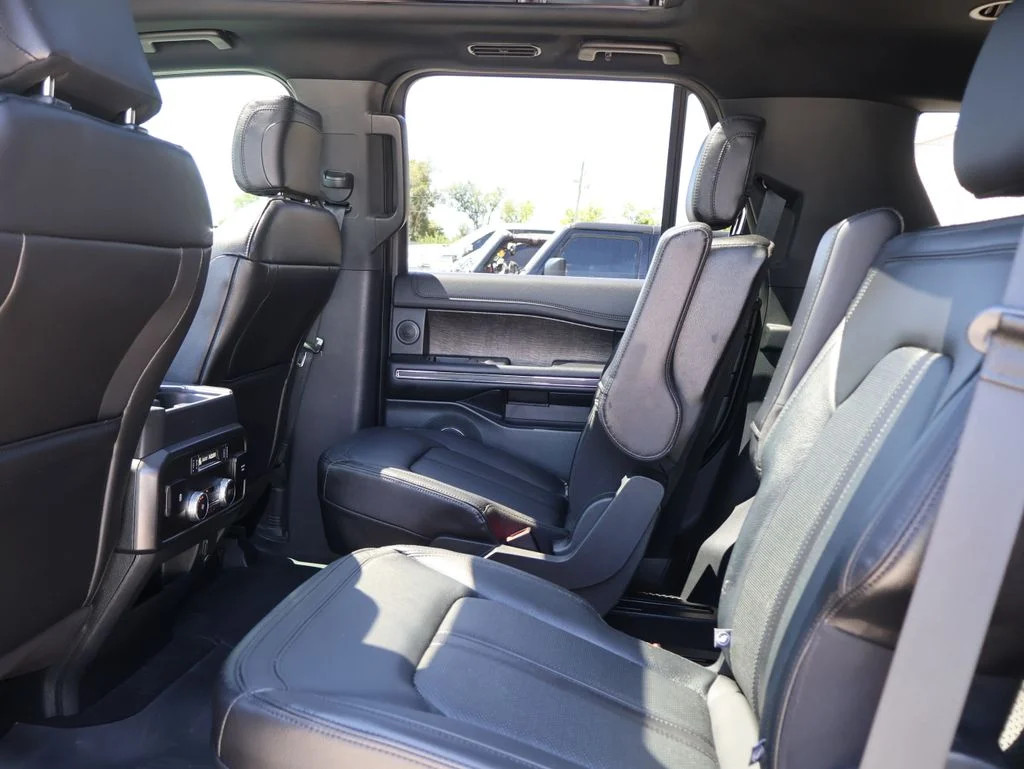 Used 2020 Red Ford Limited image 18