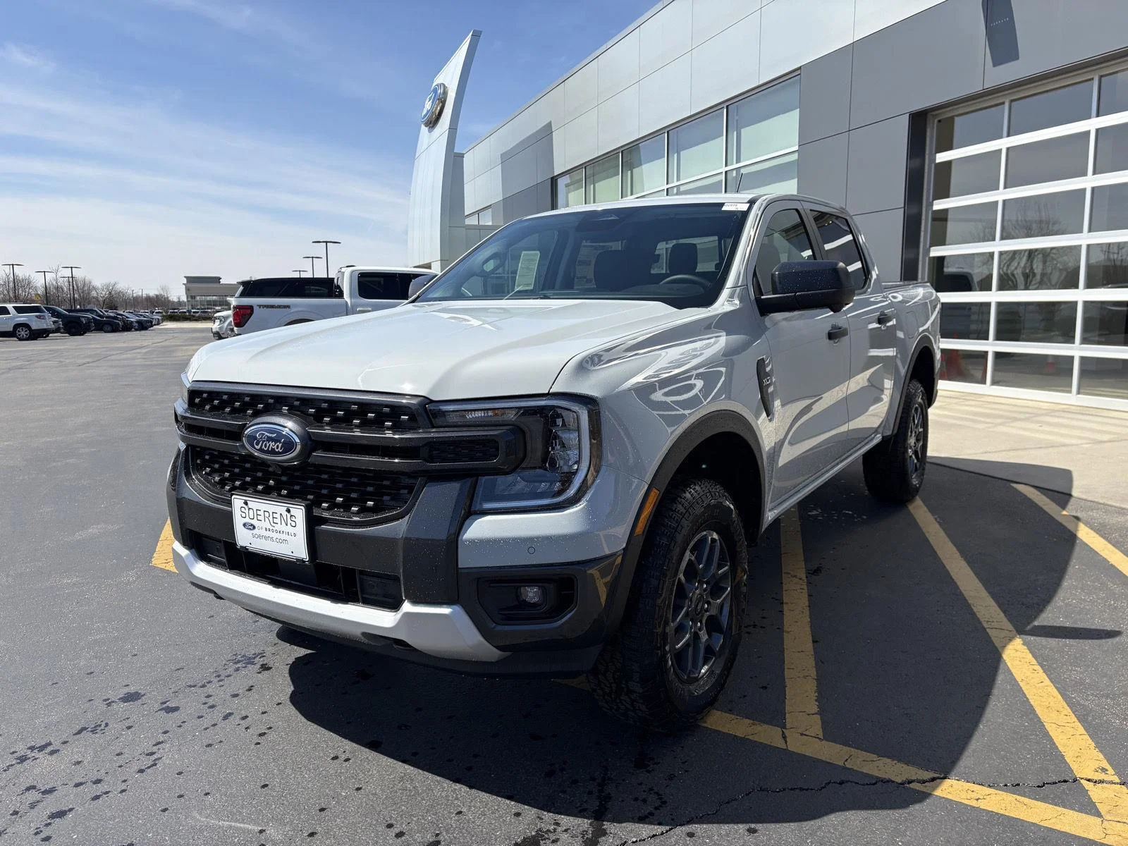New 2026 Avalanche Ford XLT image 3