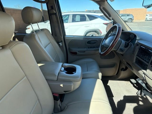 Used 2003 Green Ford Lariat image 4