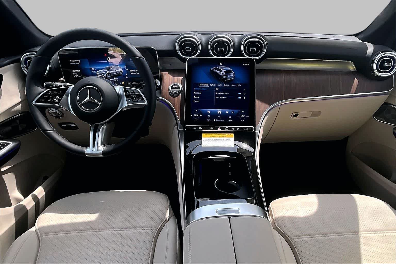 New 2027 Polar White Mercedes-Benz GLC 300 image 8