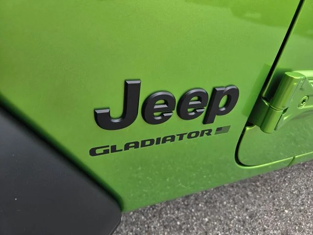 New 2026 Mojito Exterior Paint Jeep Sport S image 4