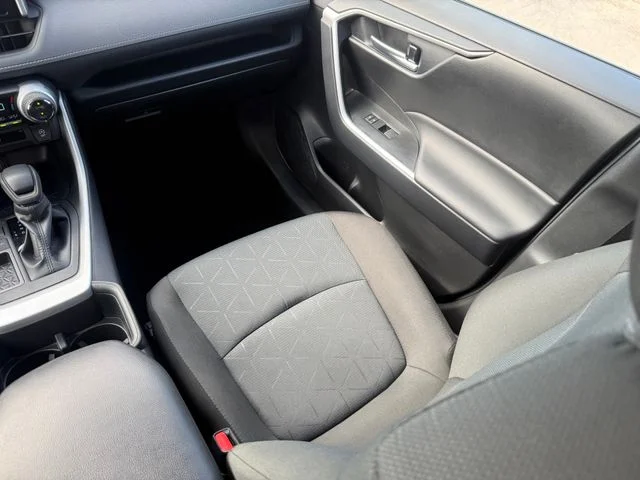 Certified Used 2025 SILVER SKY METALLIC Toyota XLE image 26