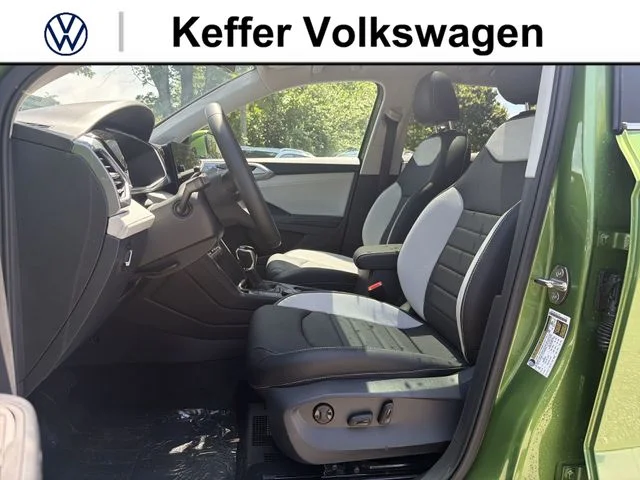 New 2026 Green Volkswagen 1.5T SEL image 12