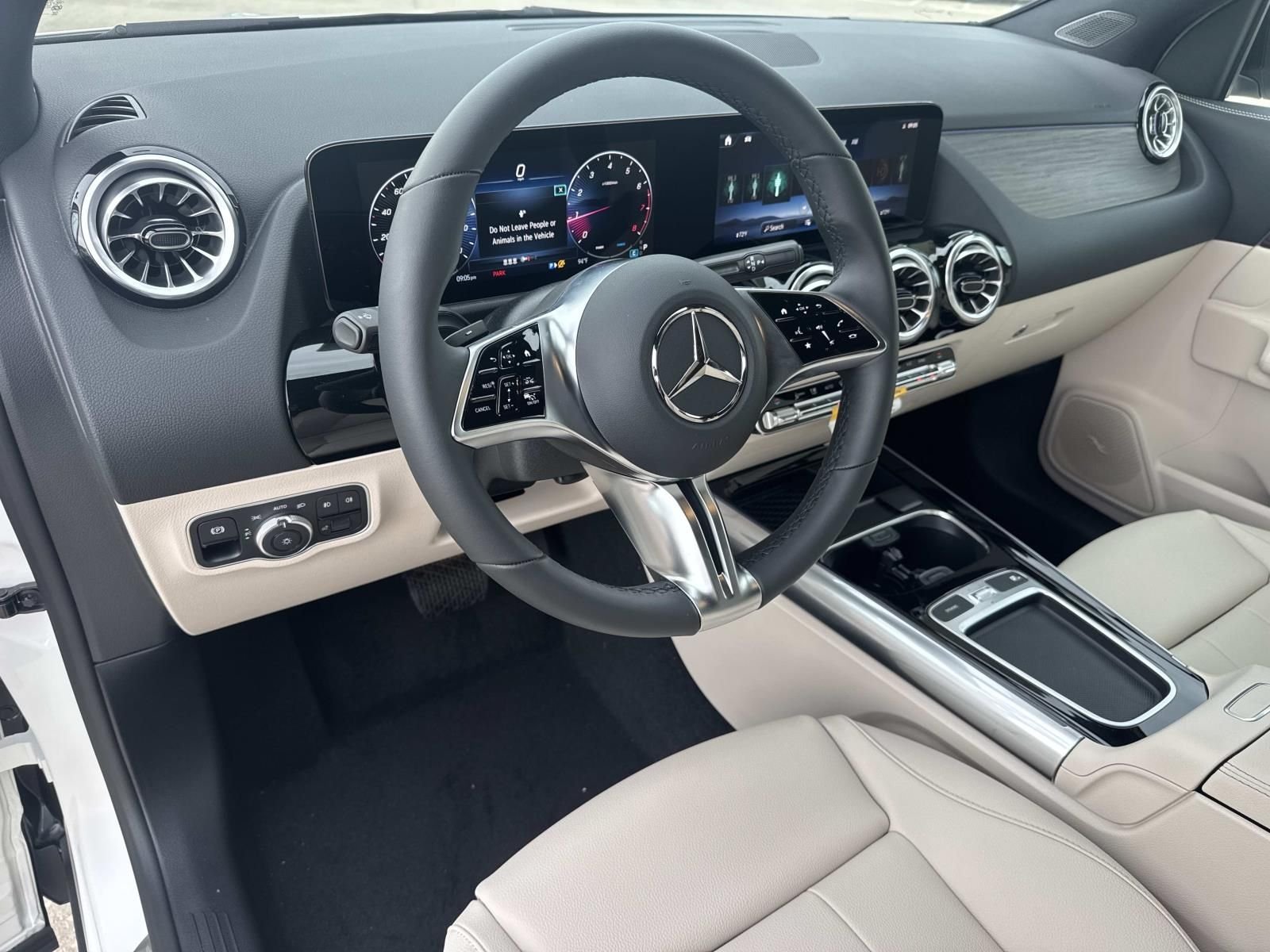 Certified Used 2026 White Mercedes-Benz GLA 250 image 12