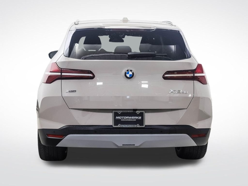 New 2026 Gray Metallic BMW 30 xDrive image 4