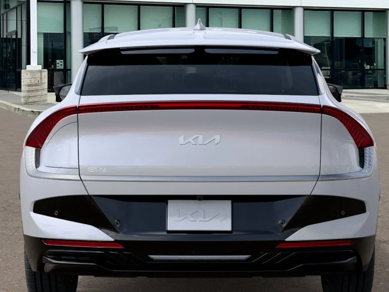 New 2026 Glacial White Pearl Kia LIGHT image 13