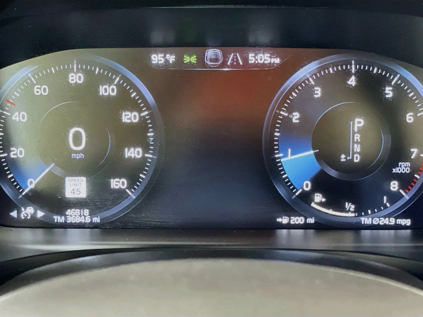 Used 2019 Fusion Red Metallic Volvo R-Design image 15
